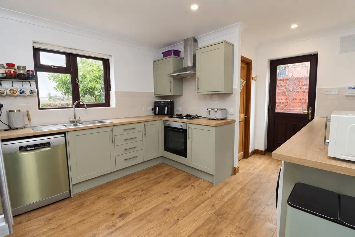 23 High Street, Holme-On-Spalding-Moor, York