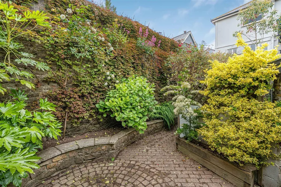 Property Image 34