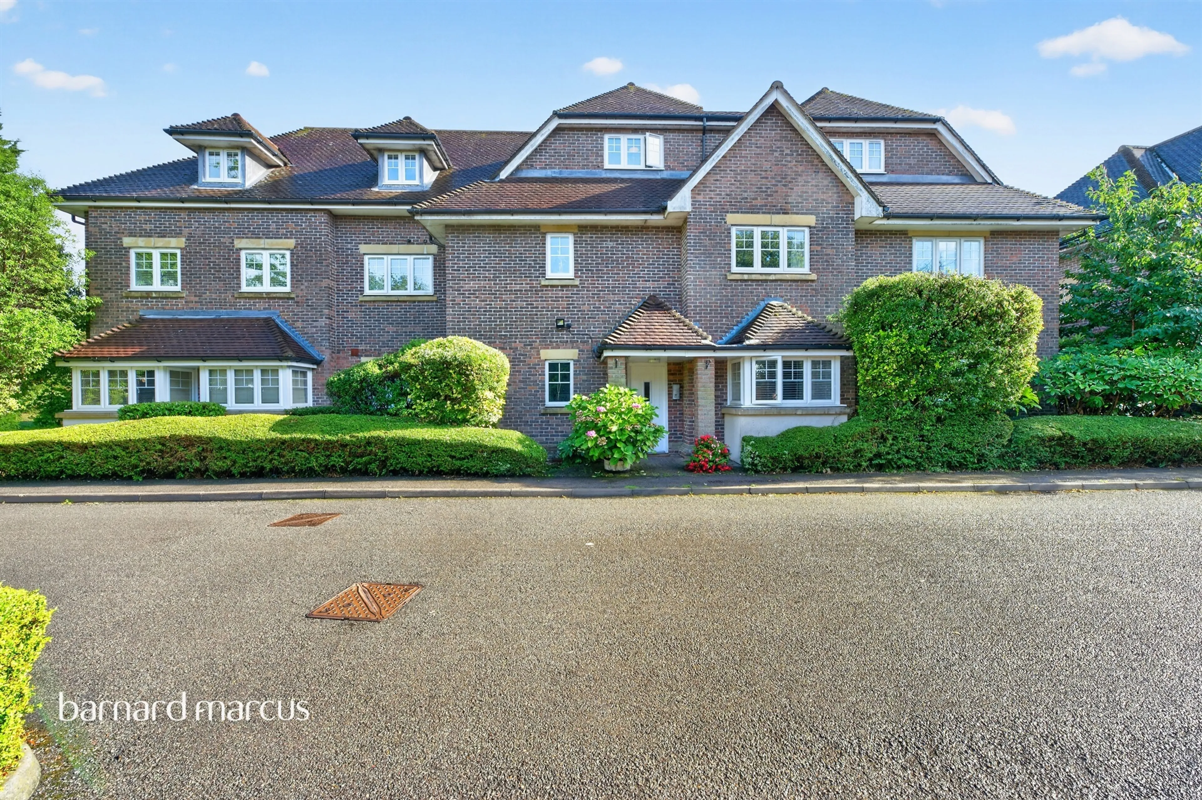 Property at Babylon Lane, Lower Kingswood, Tadworth