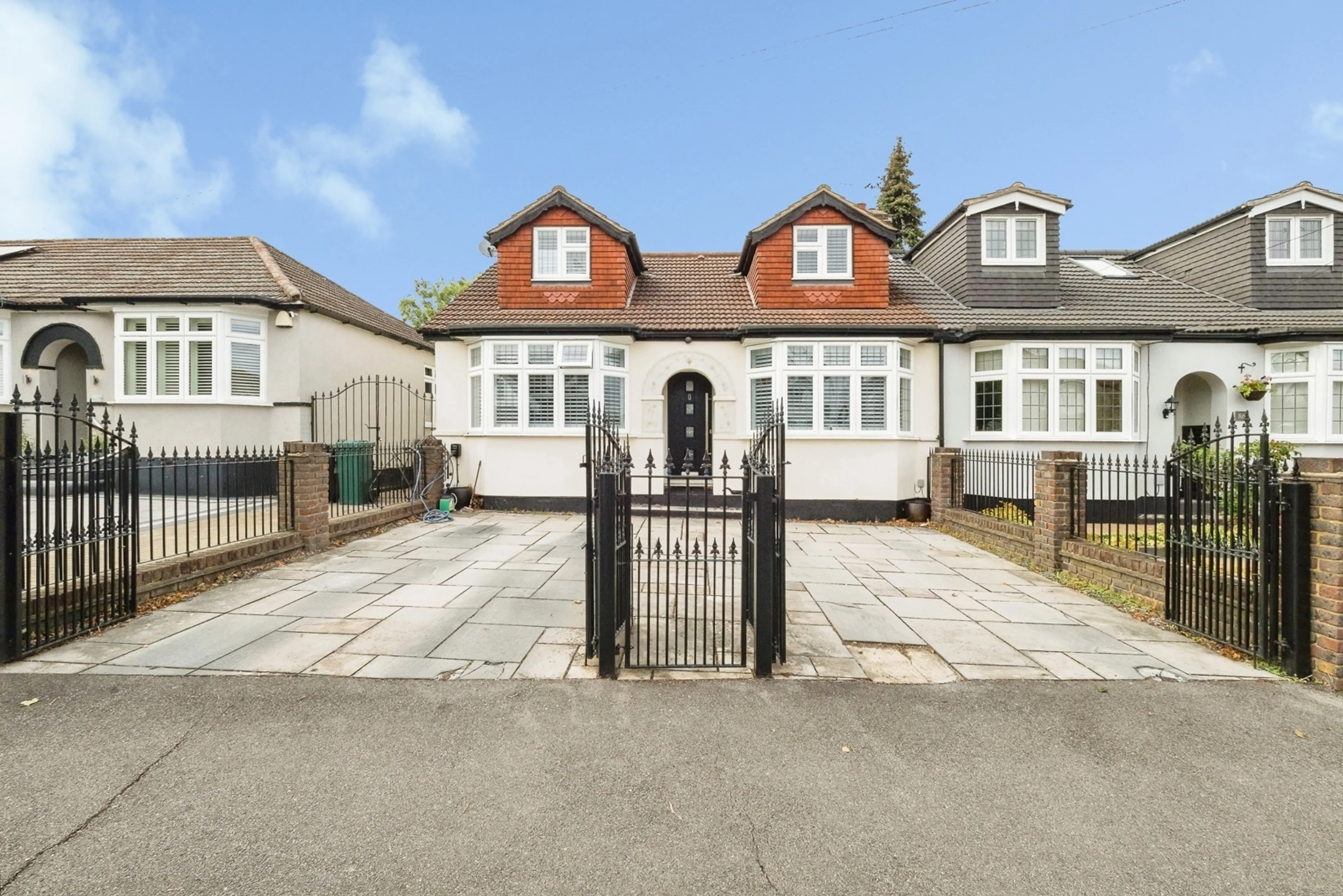 Property photo 0