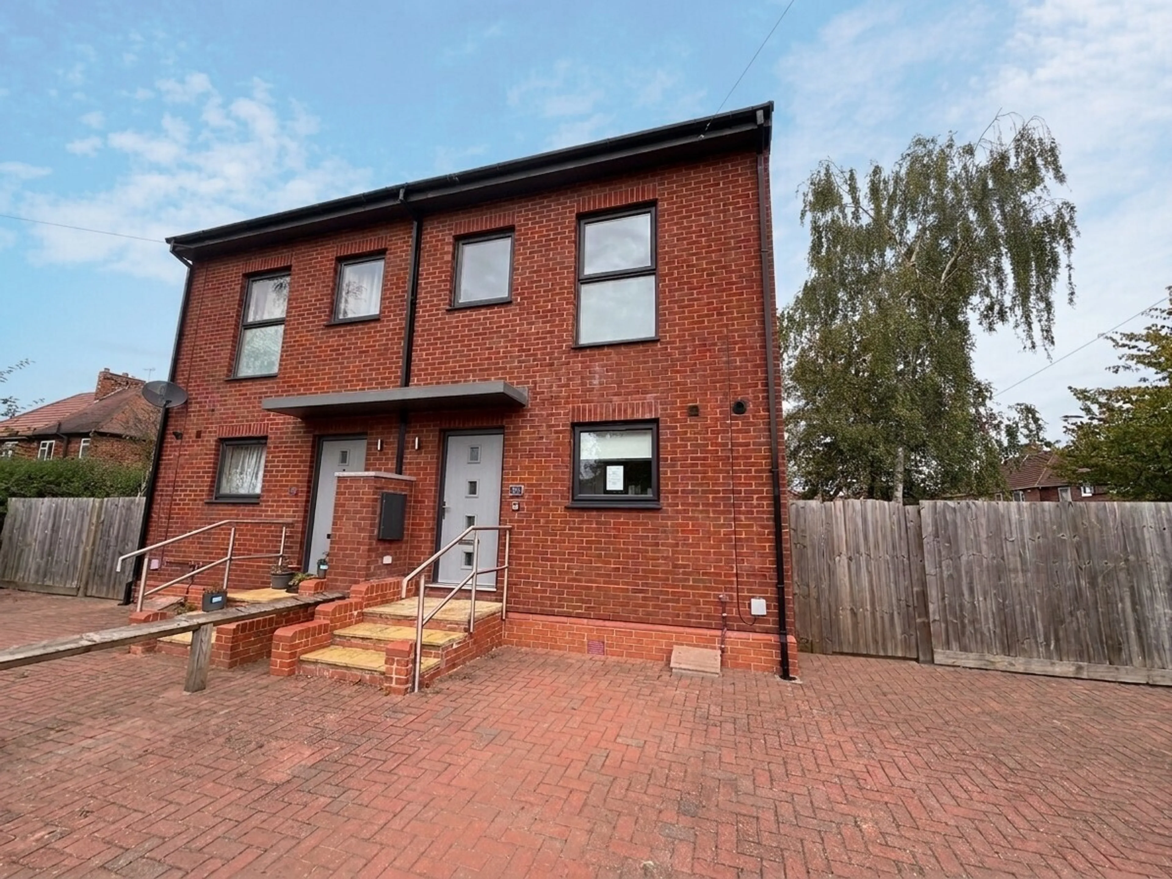 Property photo 0