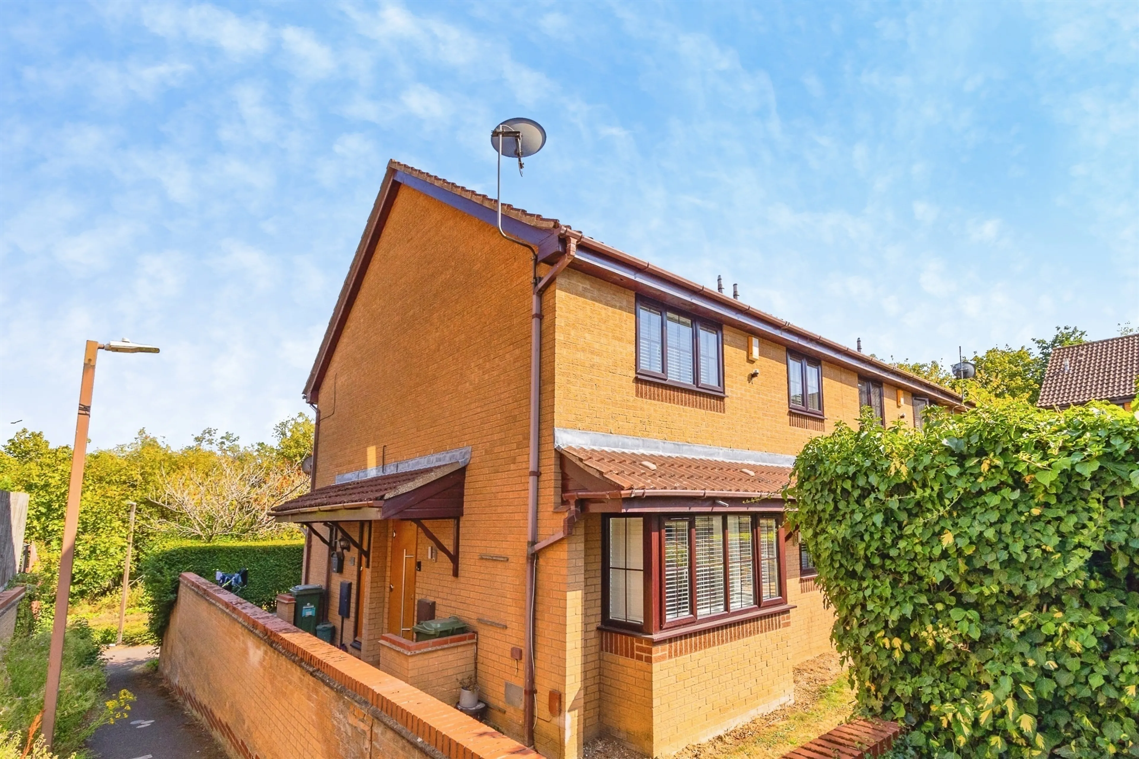 Property at Rolvenden Grove, Kents Hill, Milton Keynes