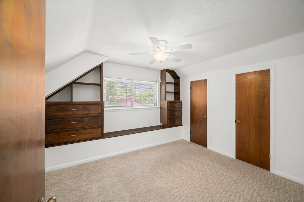 1906 Spillers Ln, Houston, TX 77043