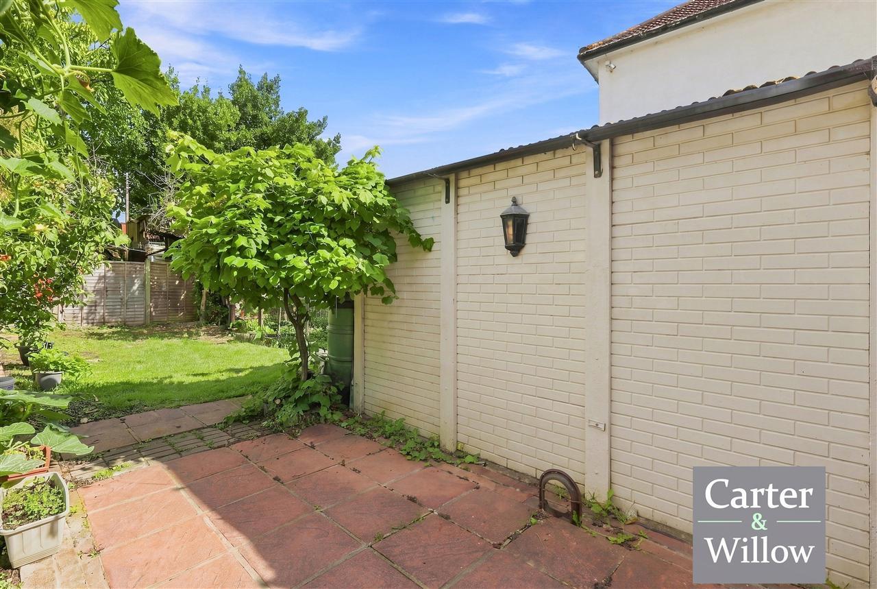 Green Lane, Essex Image 14