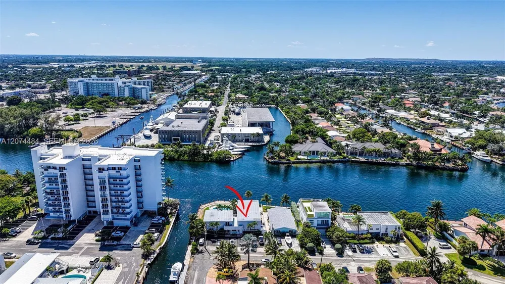 1705 N Riverside Dr, Pompano Beach, FL 33062