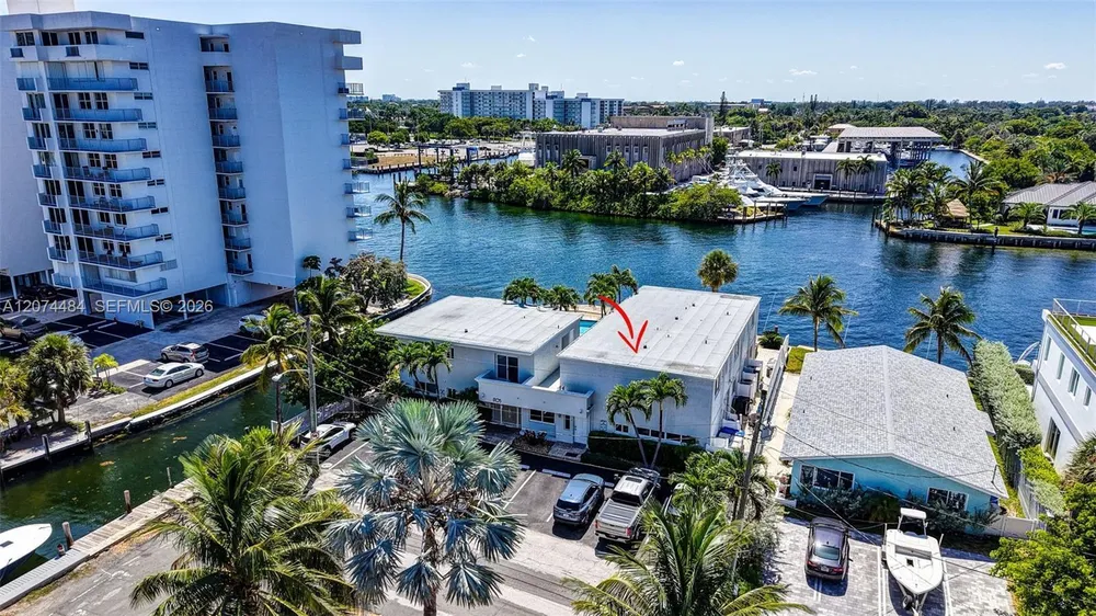 1705 N Riverside Dr, Pompano Beach, FL 33062