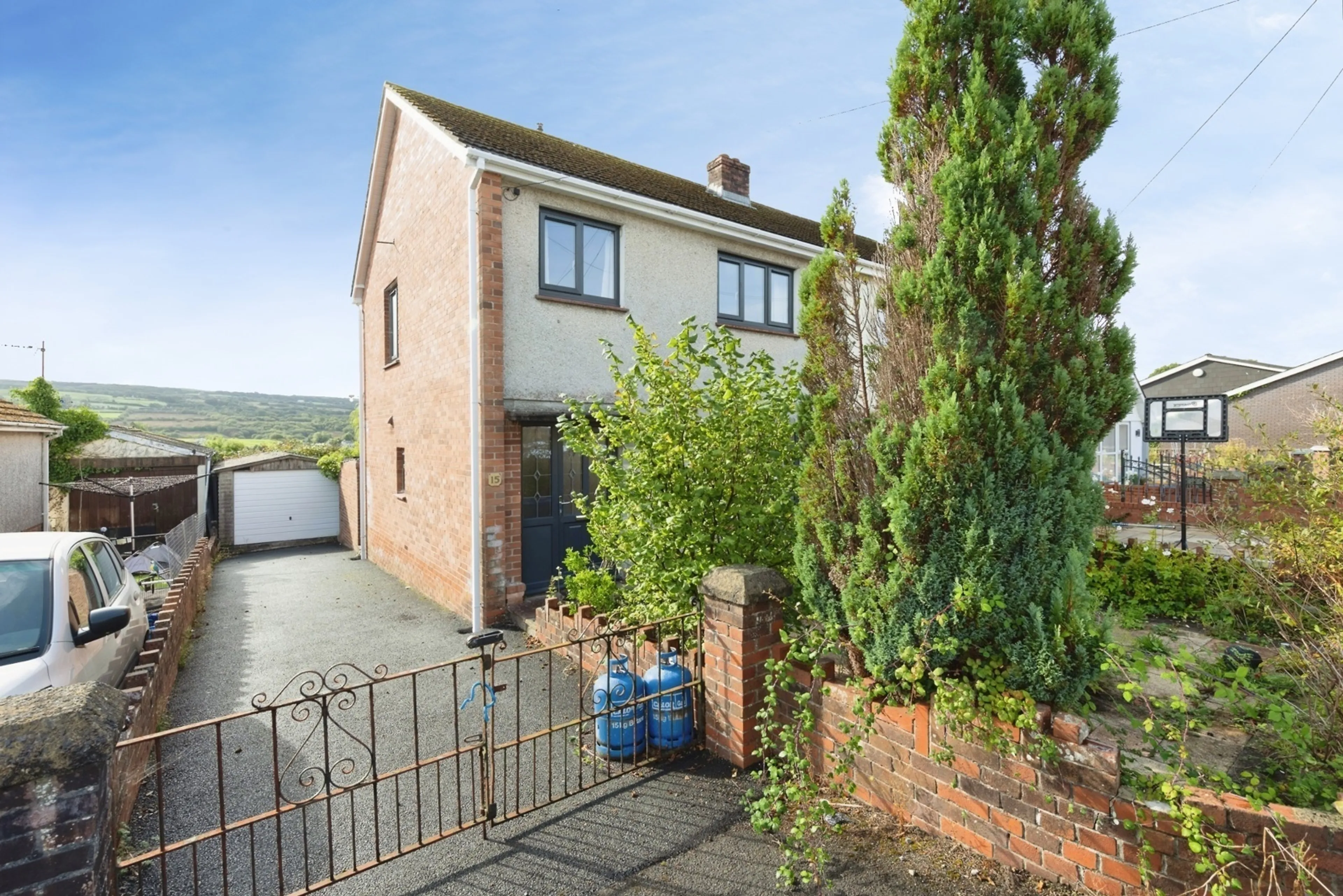 Property photo 0