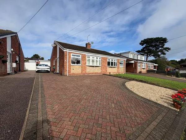 Kilmorie Road, Cannock, WS11