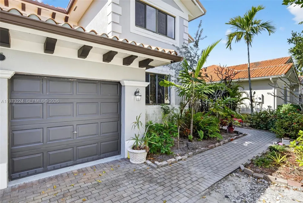 7436 SW 188th Ln, Cutler Bay, FL 33157