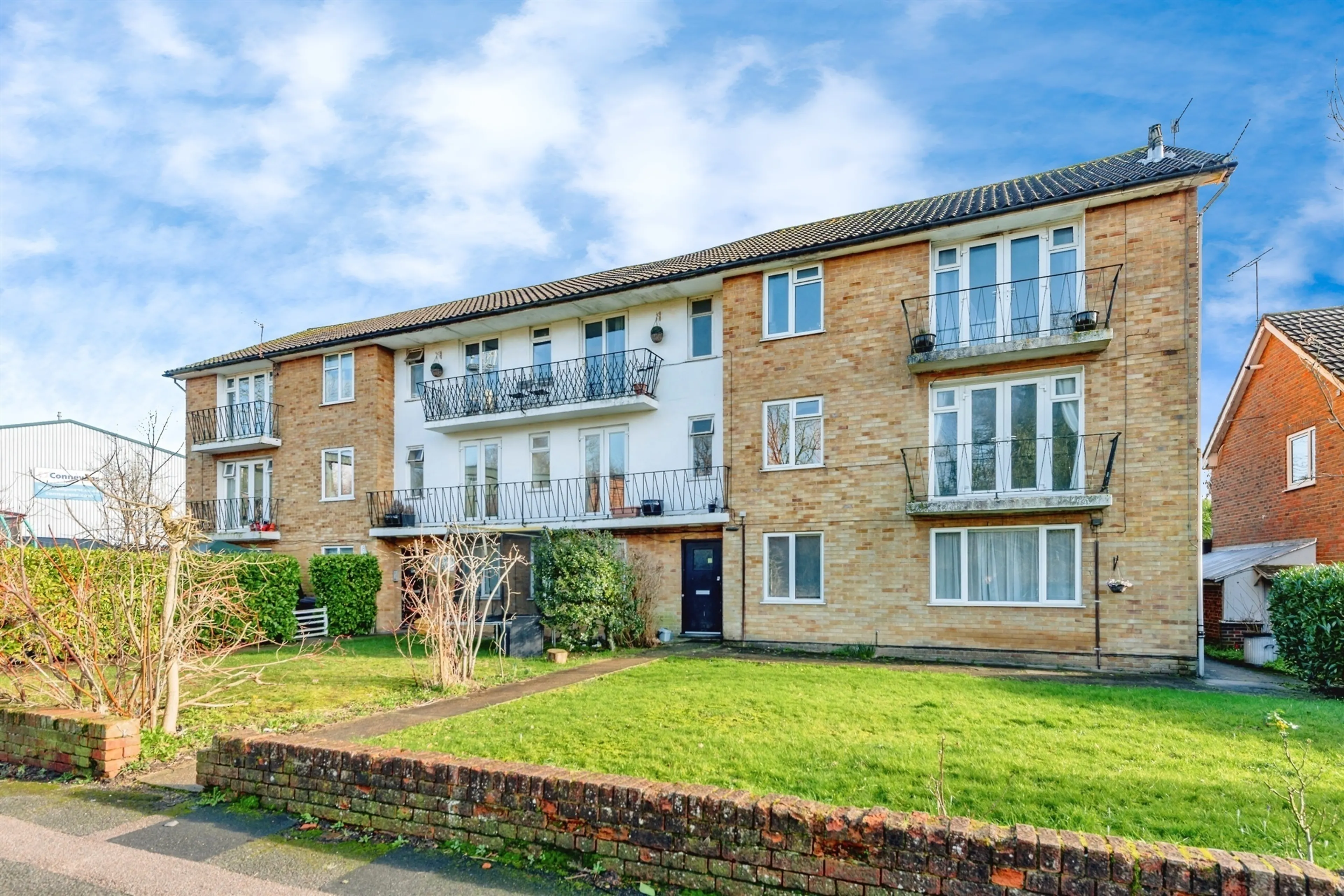 Property photo 0