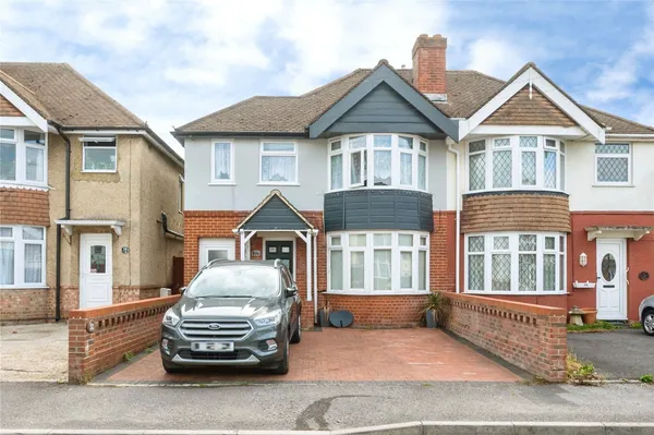 Mowbray Road, Southampton, Hampshire,...