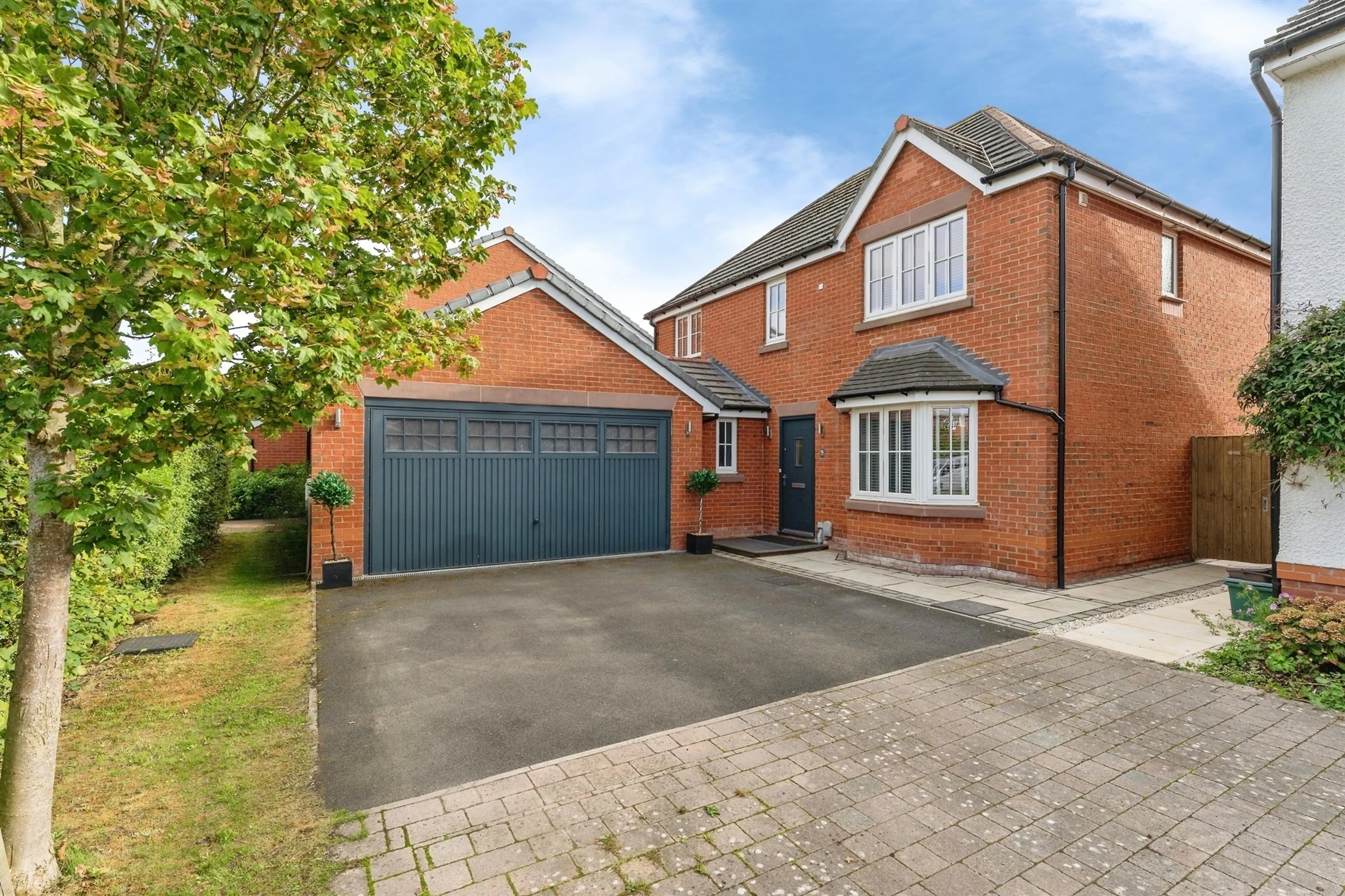 Property photo 0