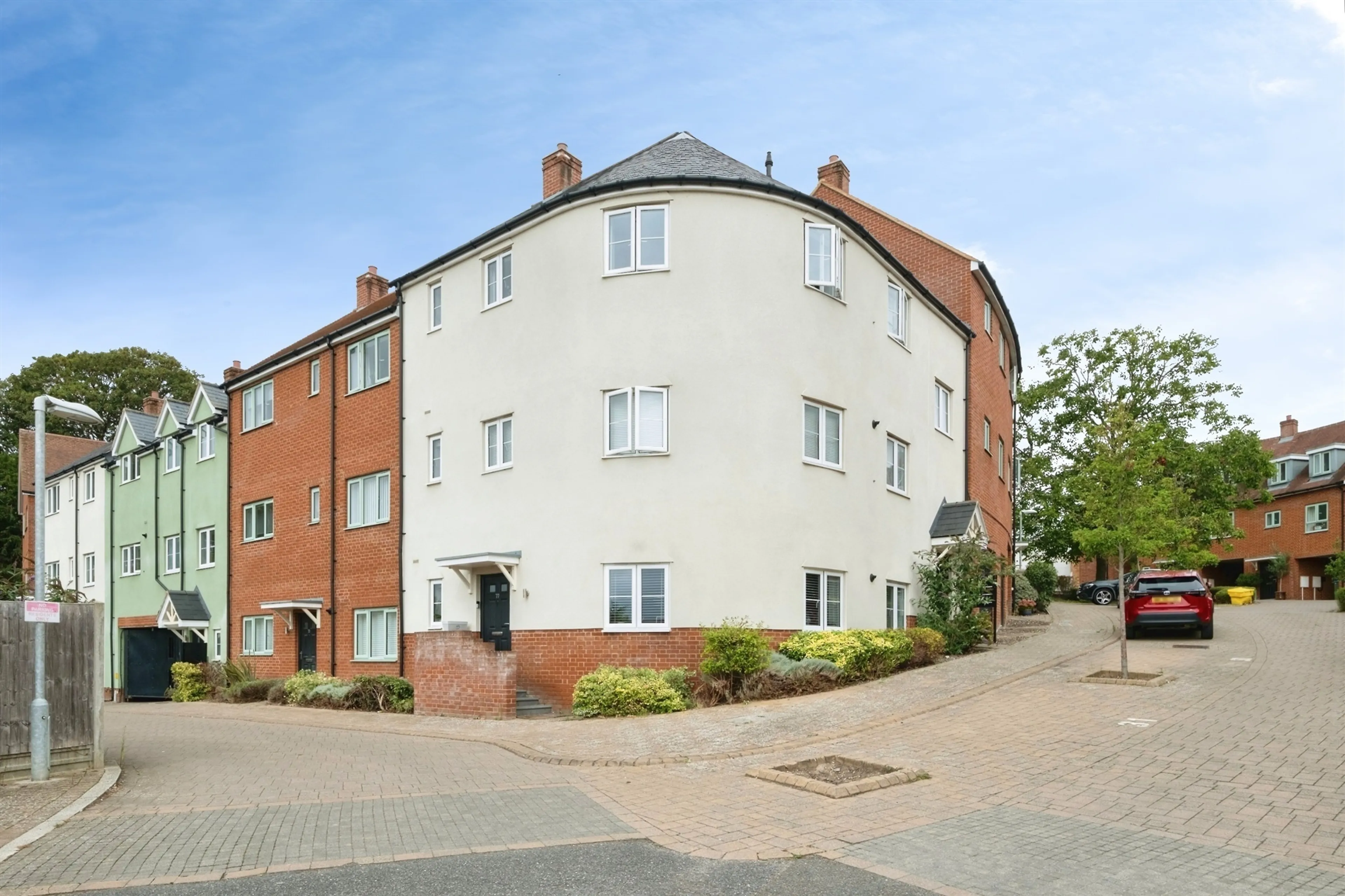 Property at Summerhouse Hill, Buckingham
