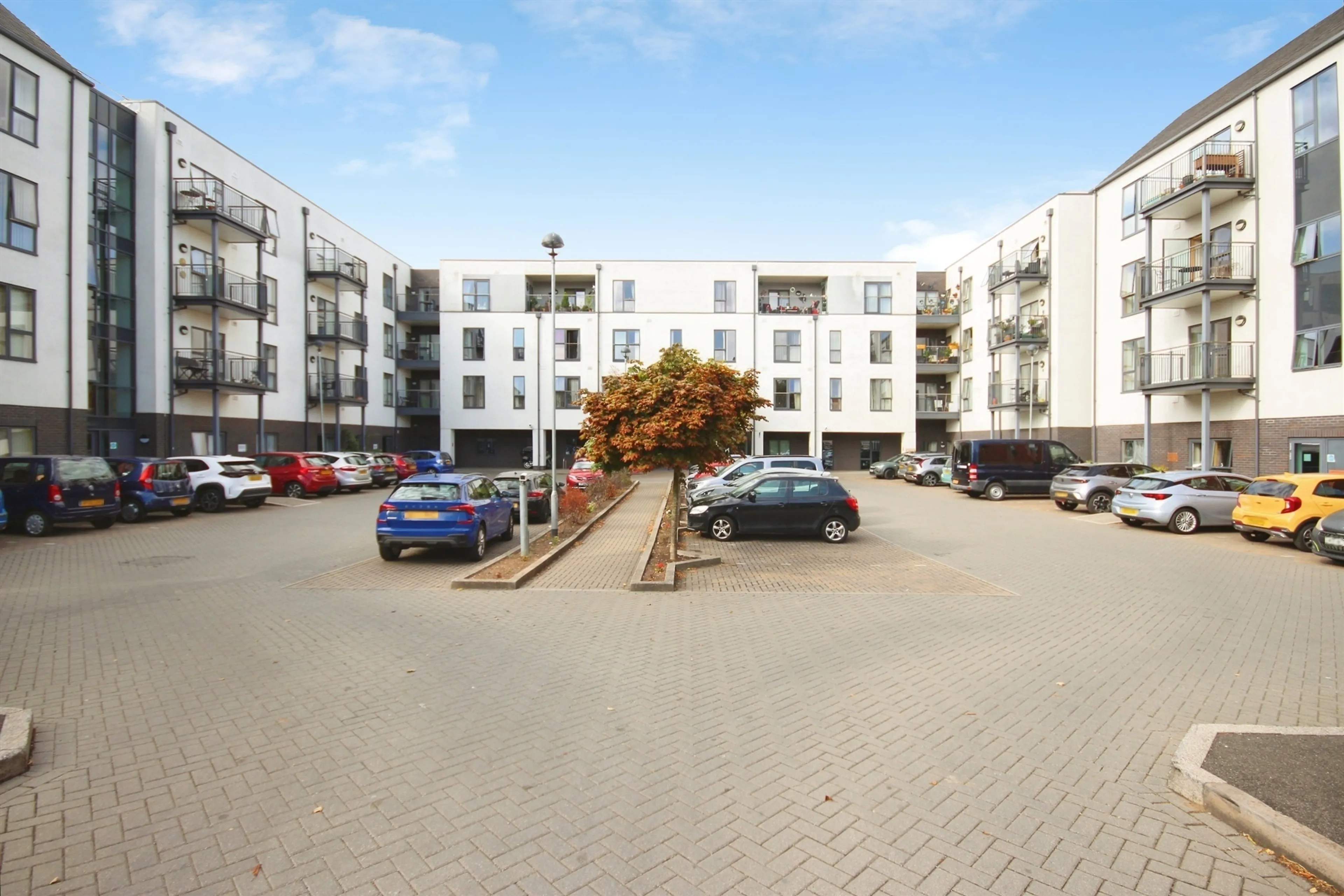 Property at Queensway, Leamington Spa