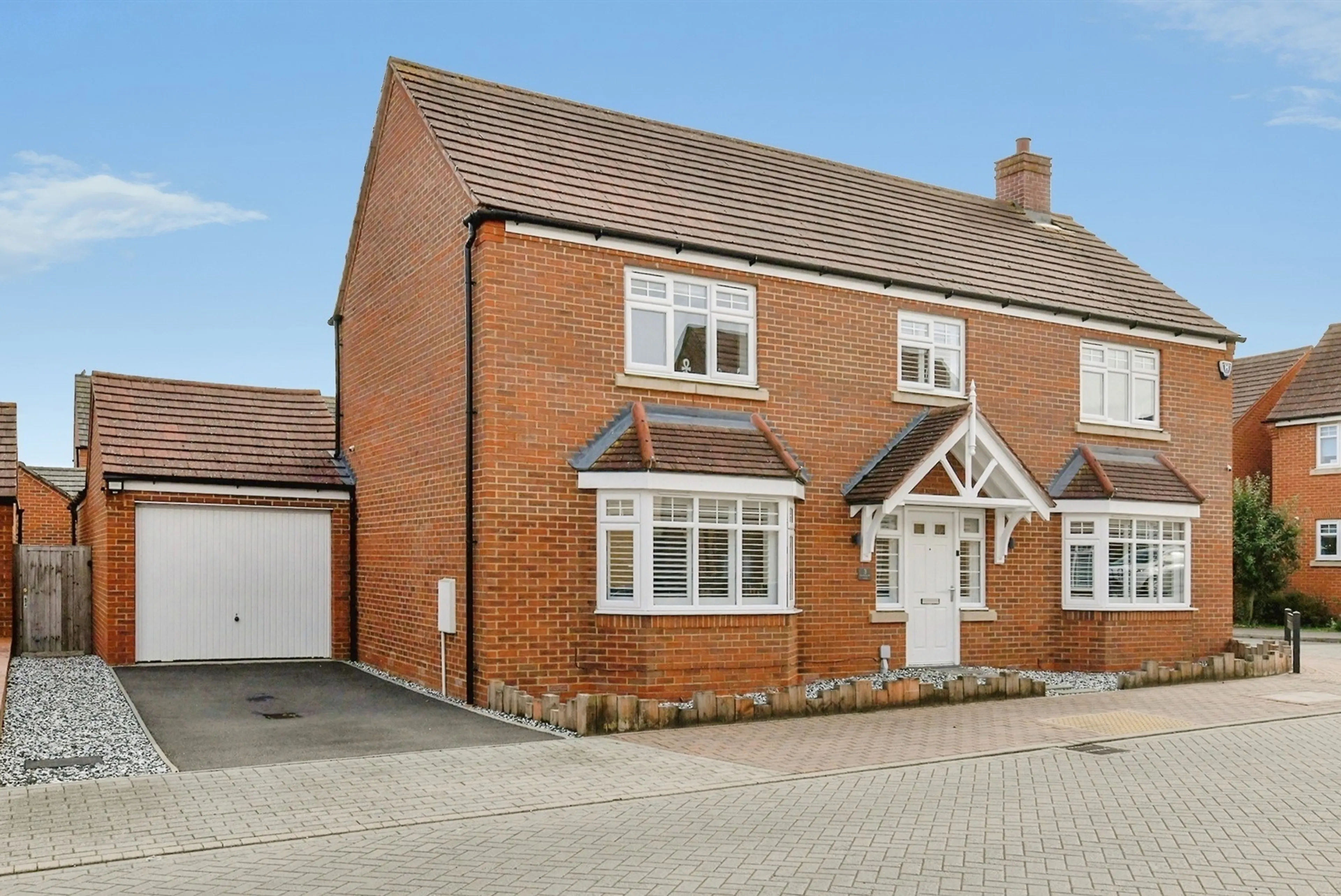 Property at Woodpecker Mead, Lower Stondon, Henlow