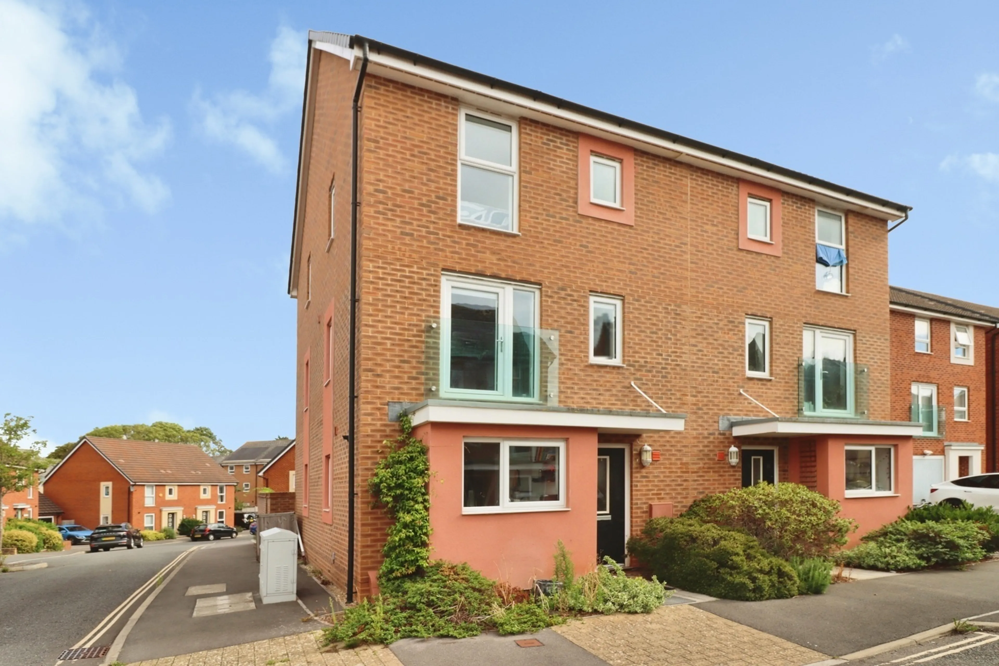 Property photo 0