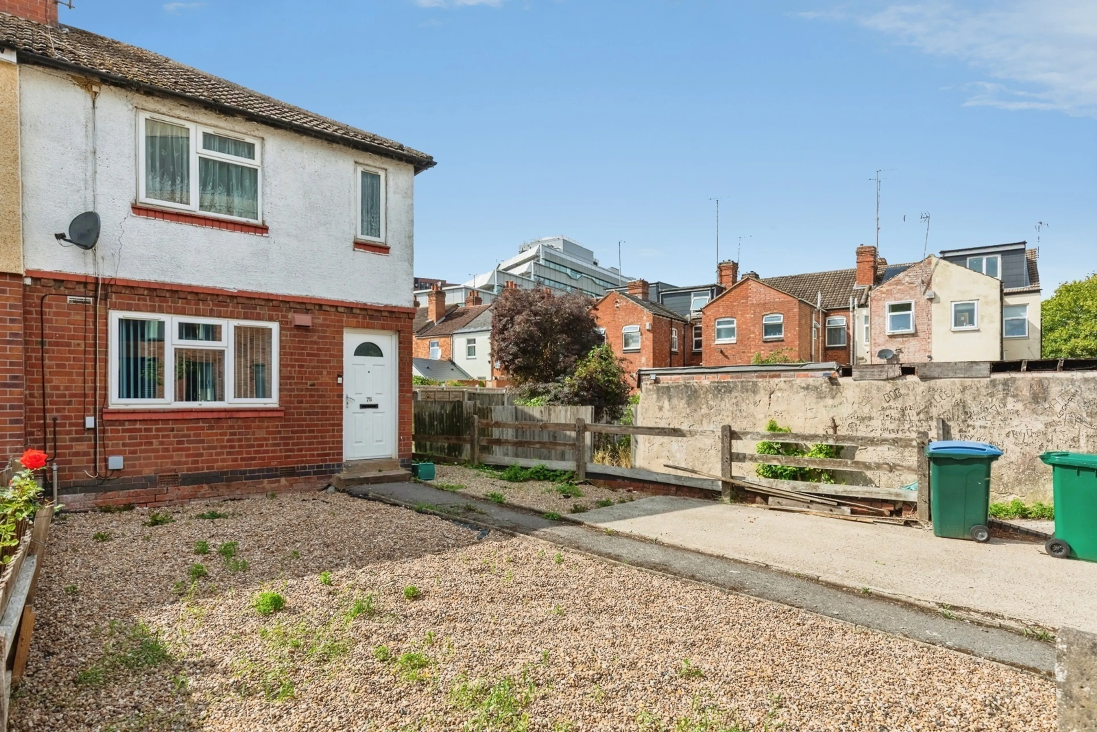 Property photo 0