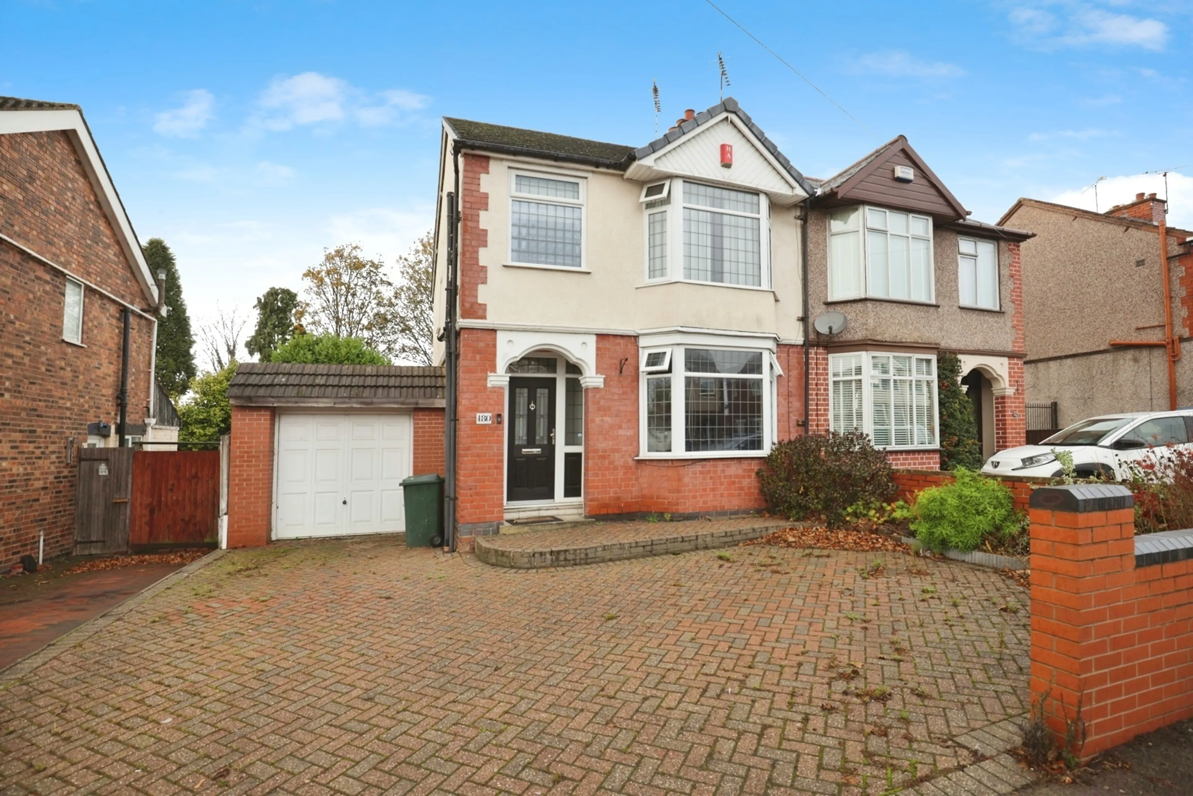 Property photo 0