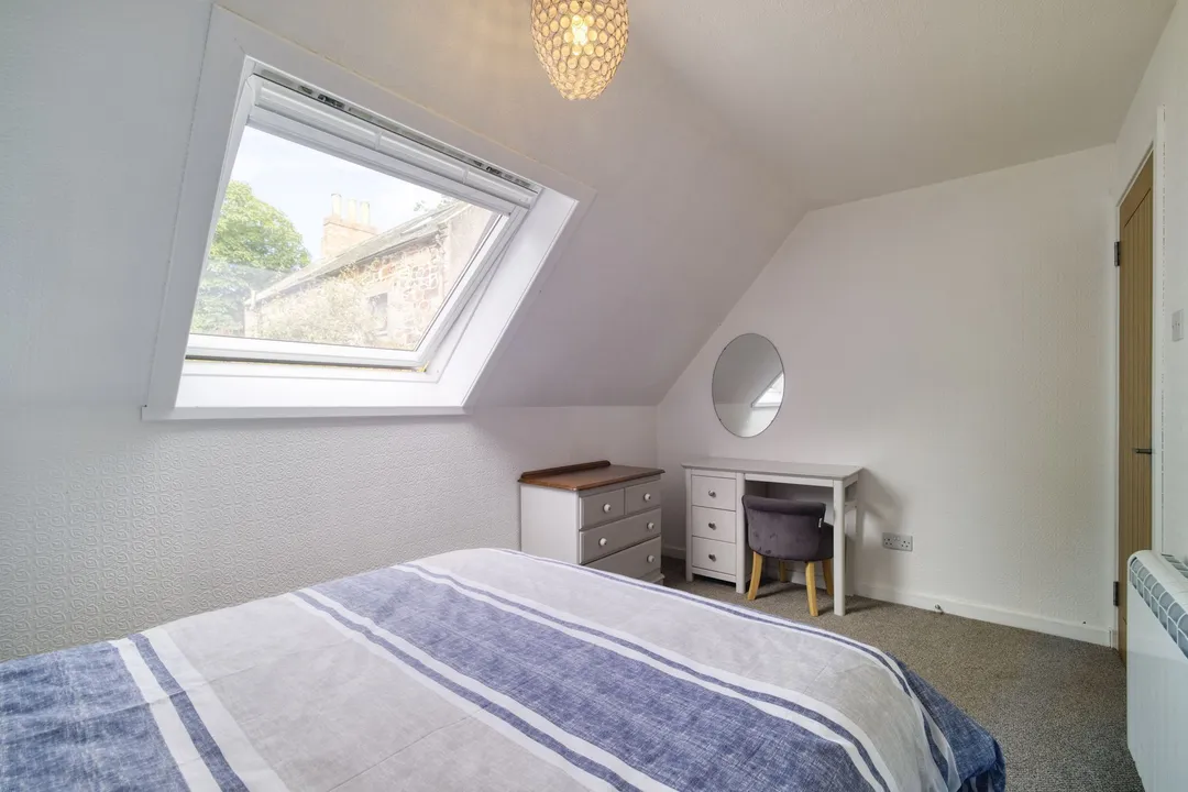 https://mr0.homeflow-assets.co.uk/files/photo/image/48346/5297/_x_/003A2583_HDR-26.jpg