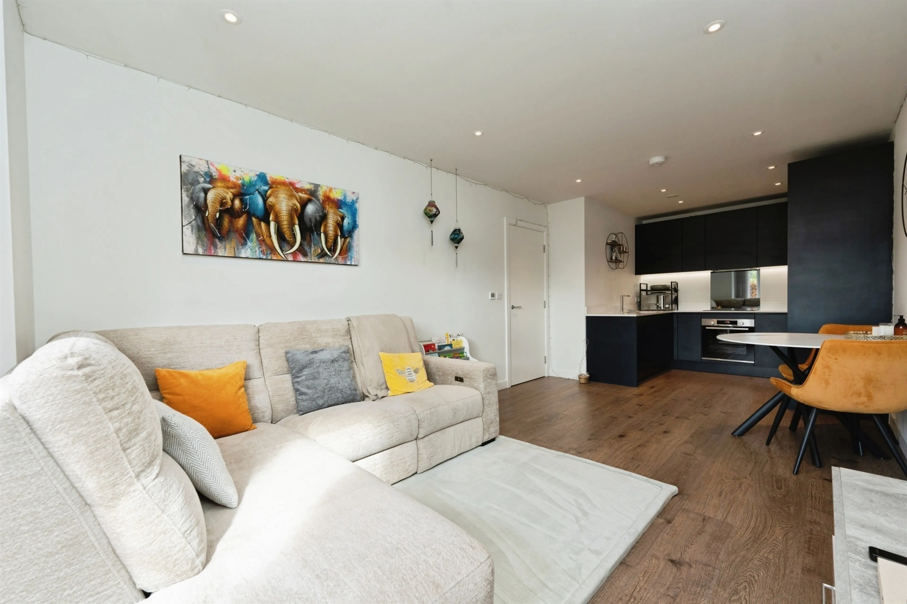 Property at Frogmore Avenue, Watford