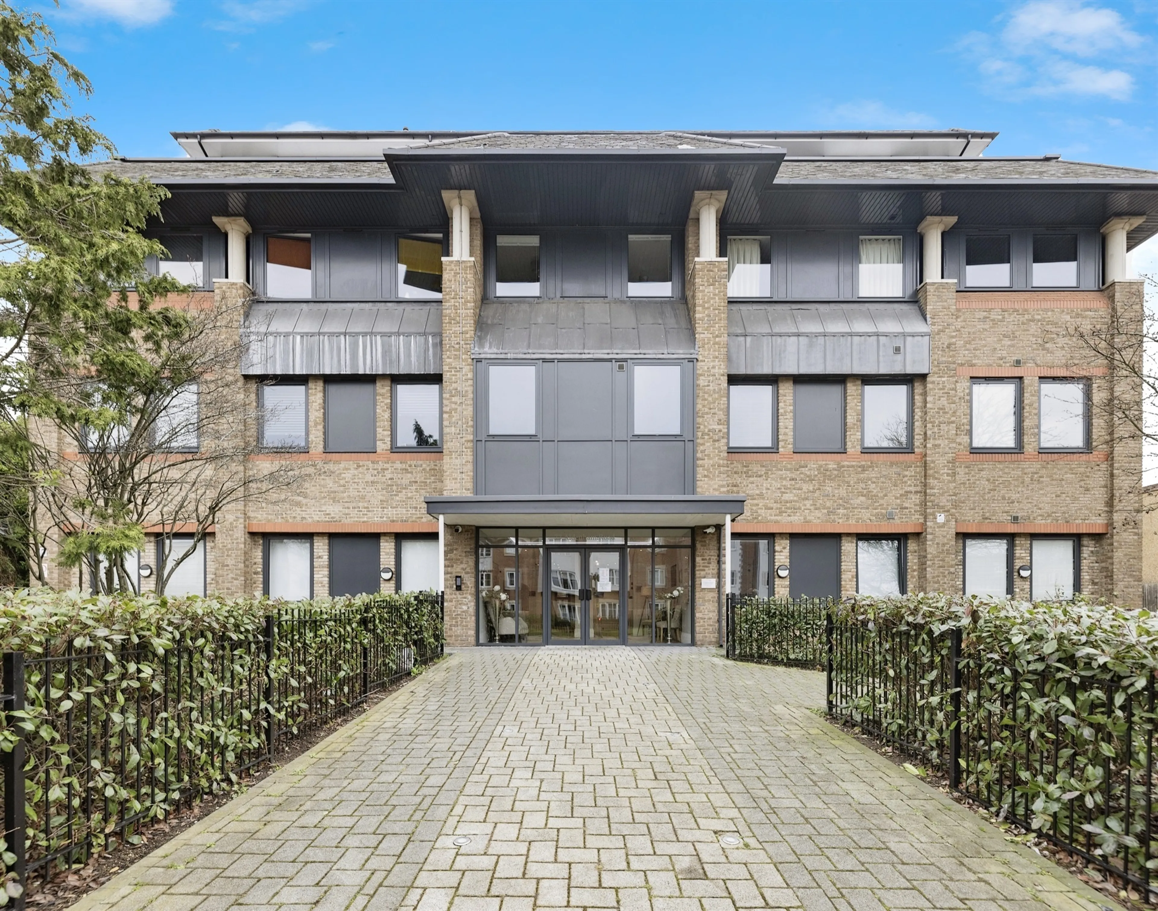 Property photo 0