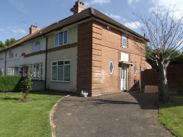 Trescott Road, Northfield, B31