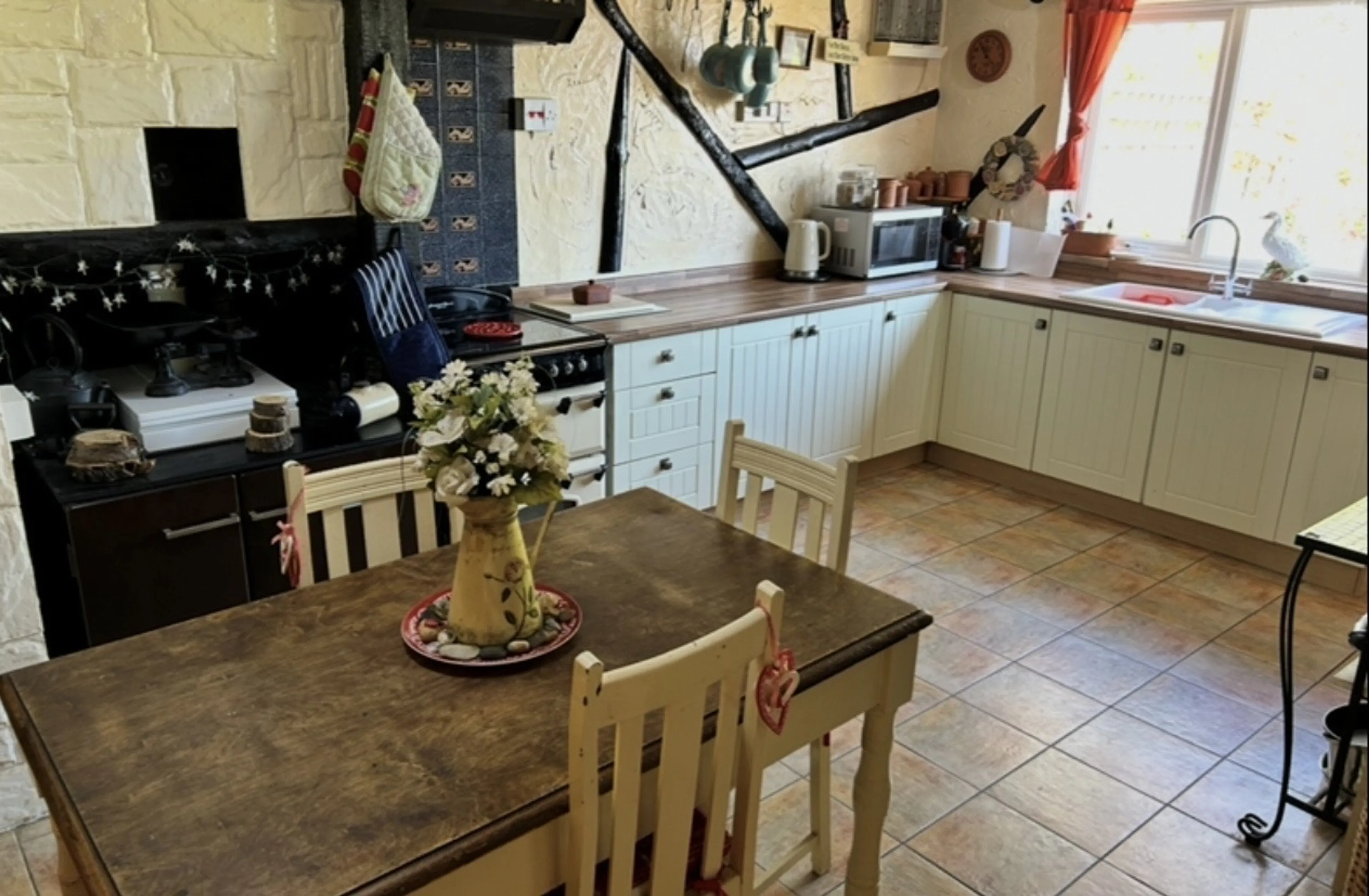 Property at Hayhall Cottages, Boyton, Woodbridge