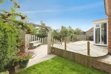 Henry Close, Worksop