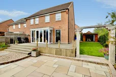 Henry Close, Worksop