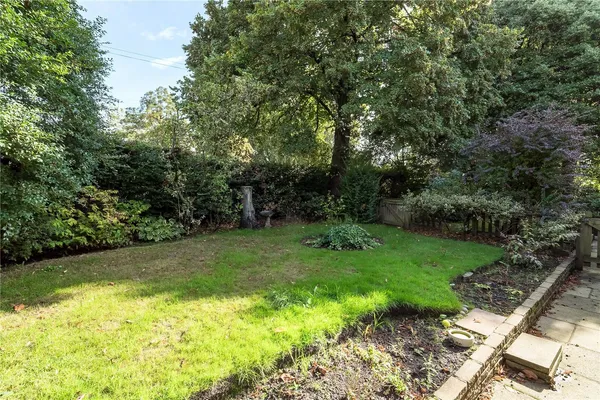 Gaddum Road, Bowdon, WA14 photo 14