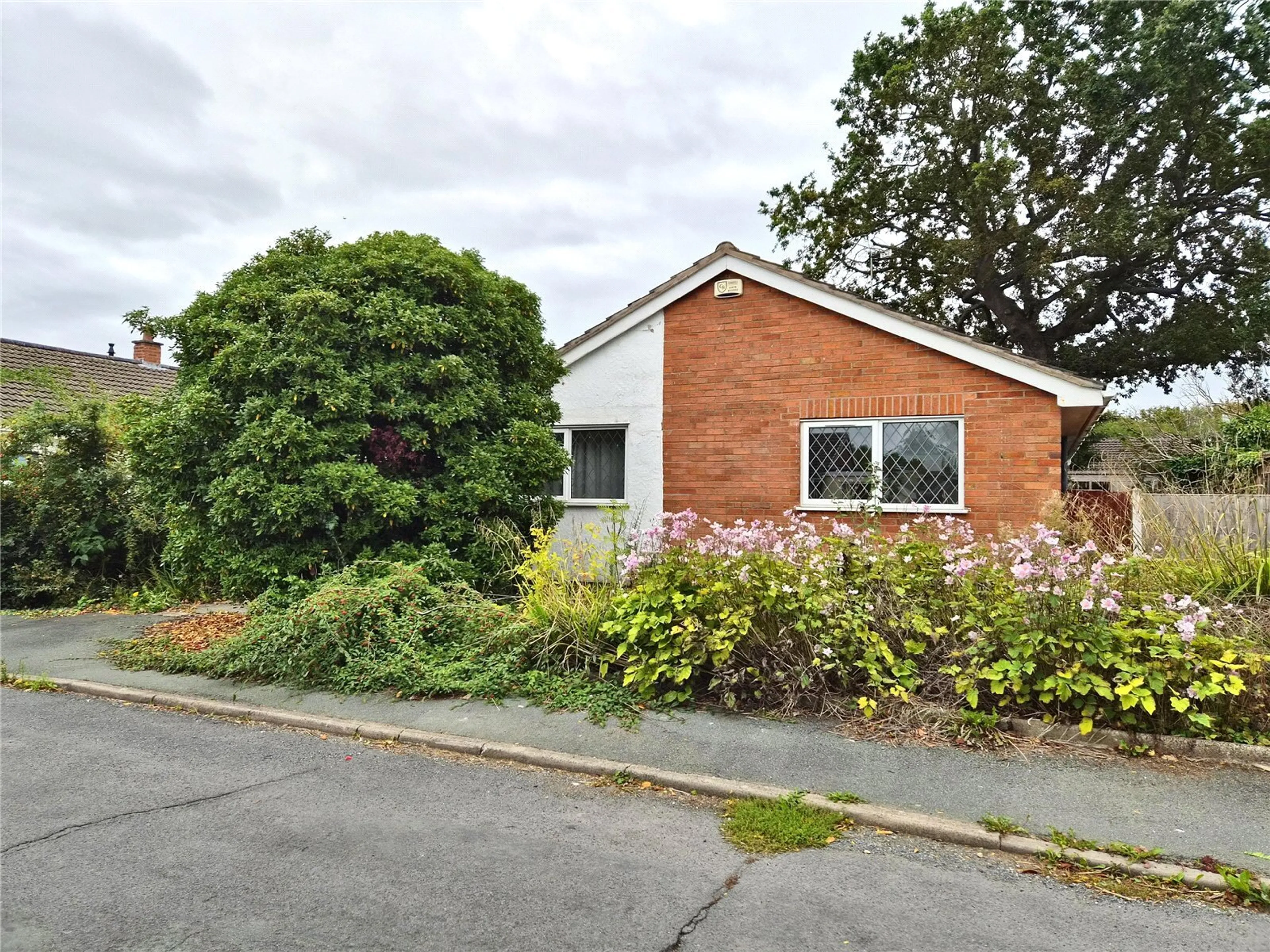 Property photo 0