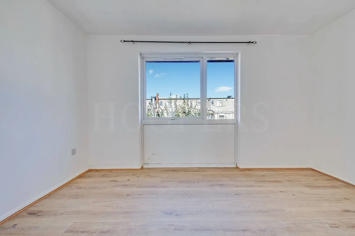 Birse Crescent, London, NW10