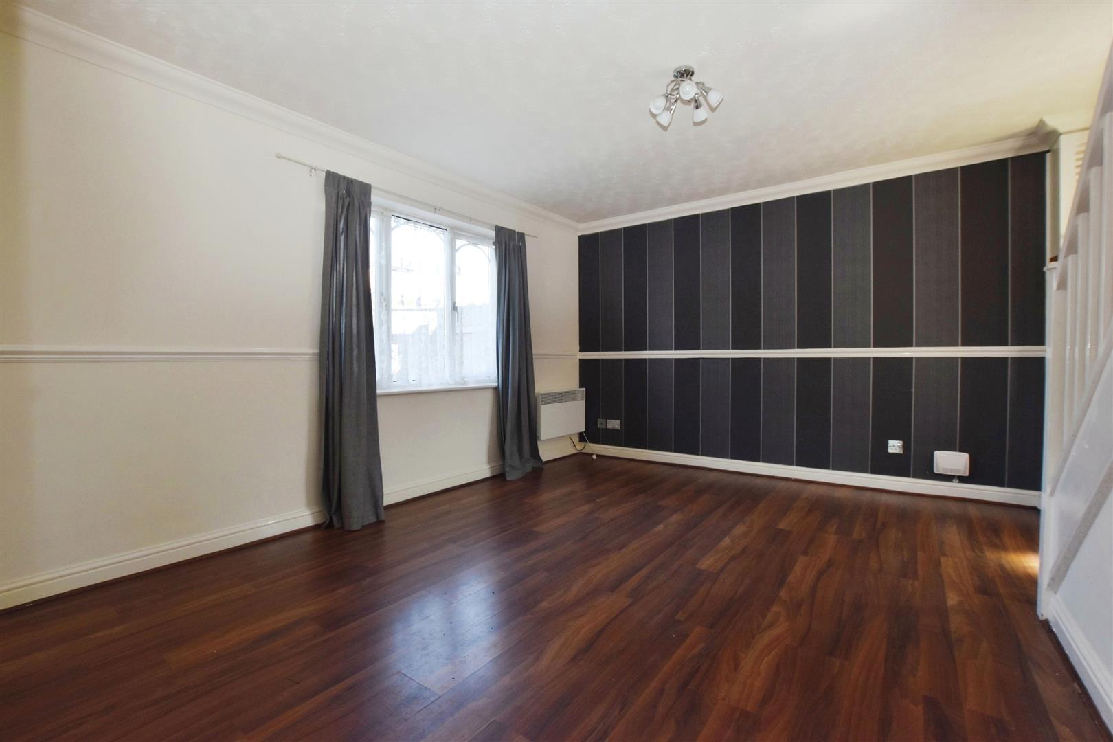 Sandale Court, Hull Image 2