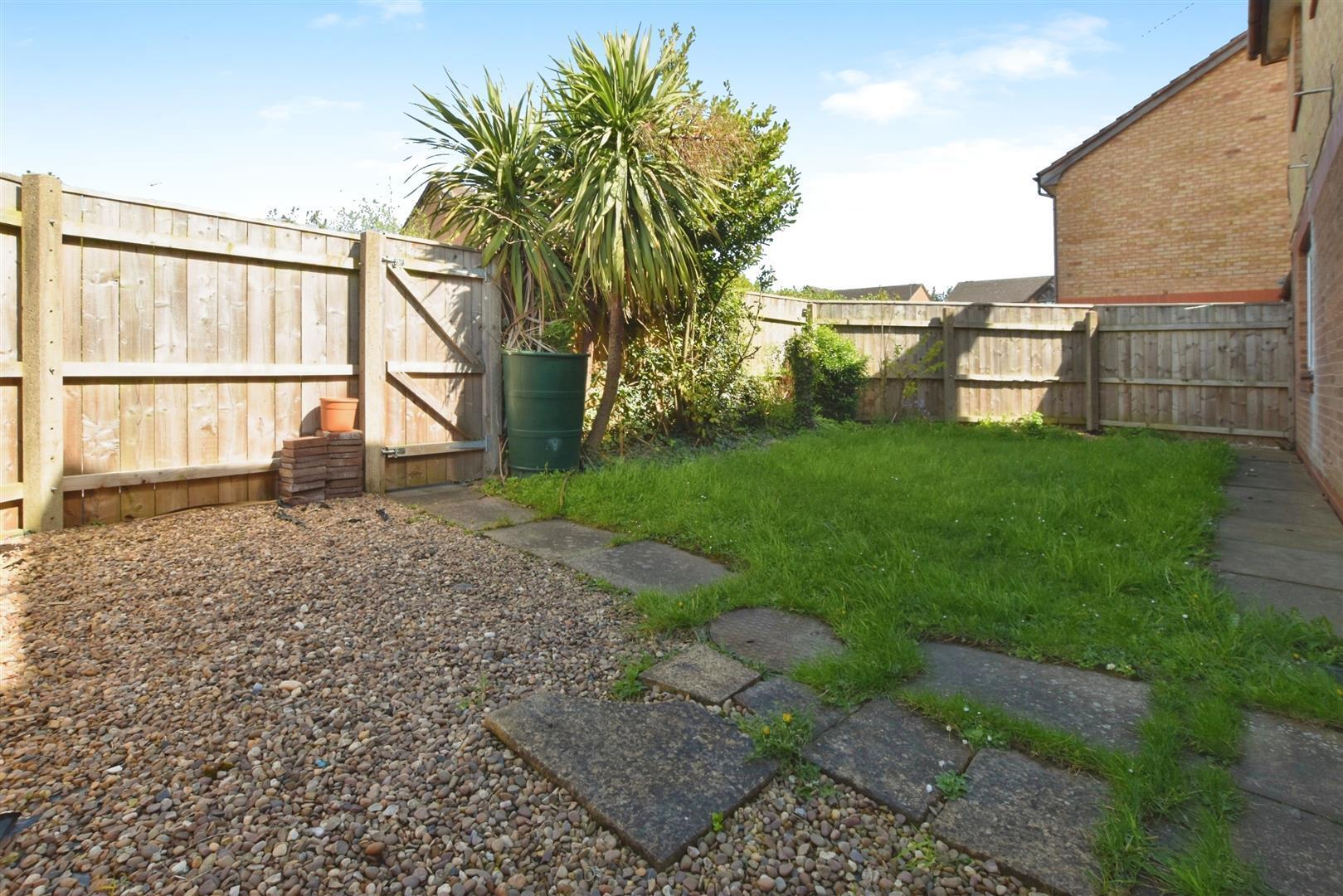 Sandale Court, Hull Image 4