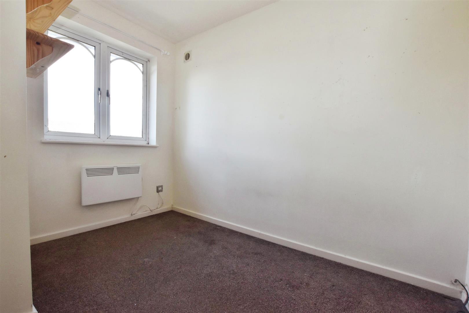 Sandale Court, Hull Image 7