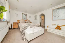 Valleyview Drive, Rushmere St. Andrew, Ipswich