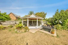Valleyview Drive, Rushmere St. Andrew, Ipswich