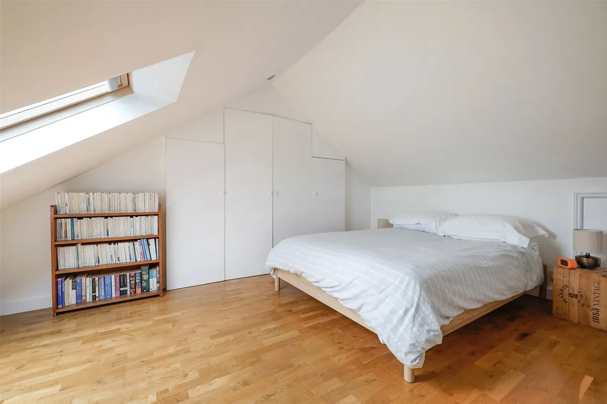 Rothes Road, Dorking, Surrey, RH4