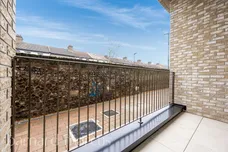 Abbey Wall, Station Road, London