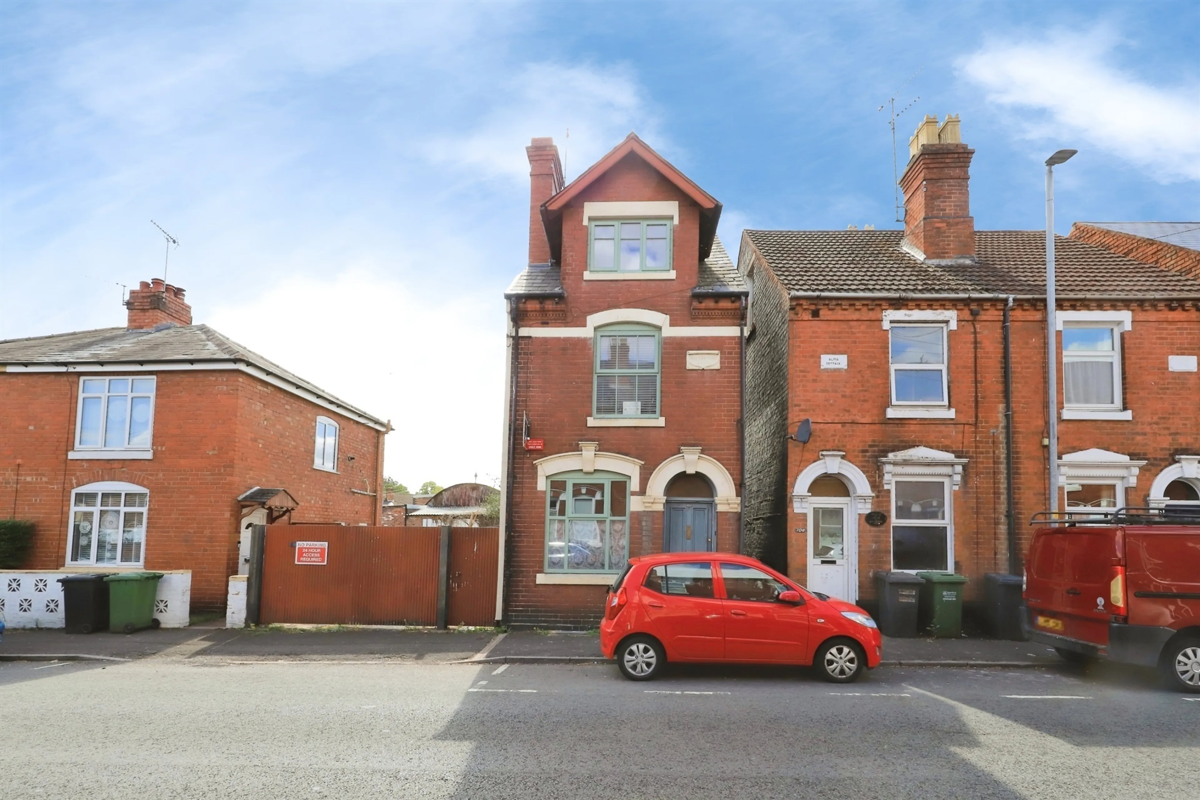 Property photo 0