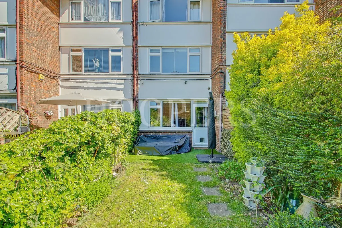 Pitfield Way, London, NW10