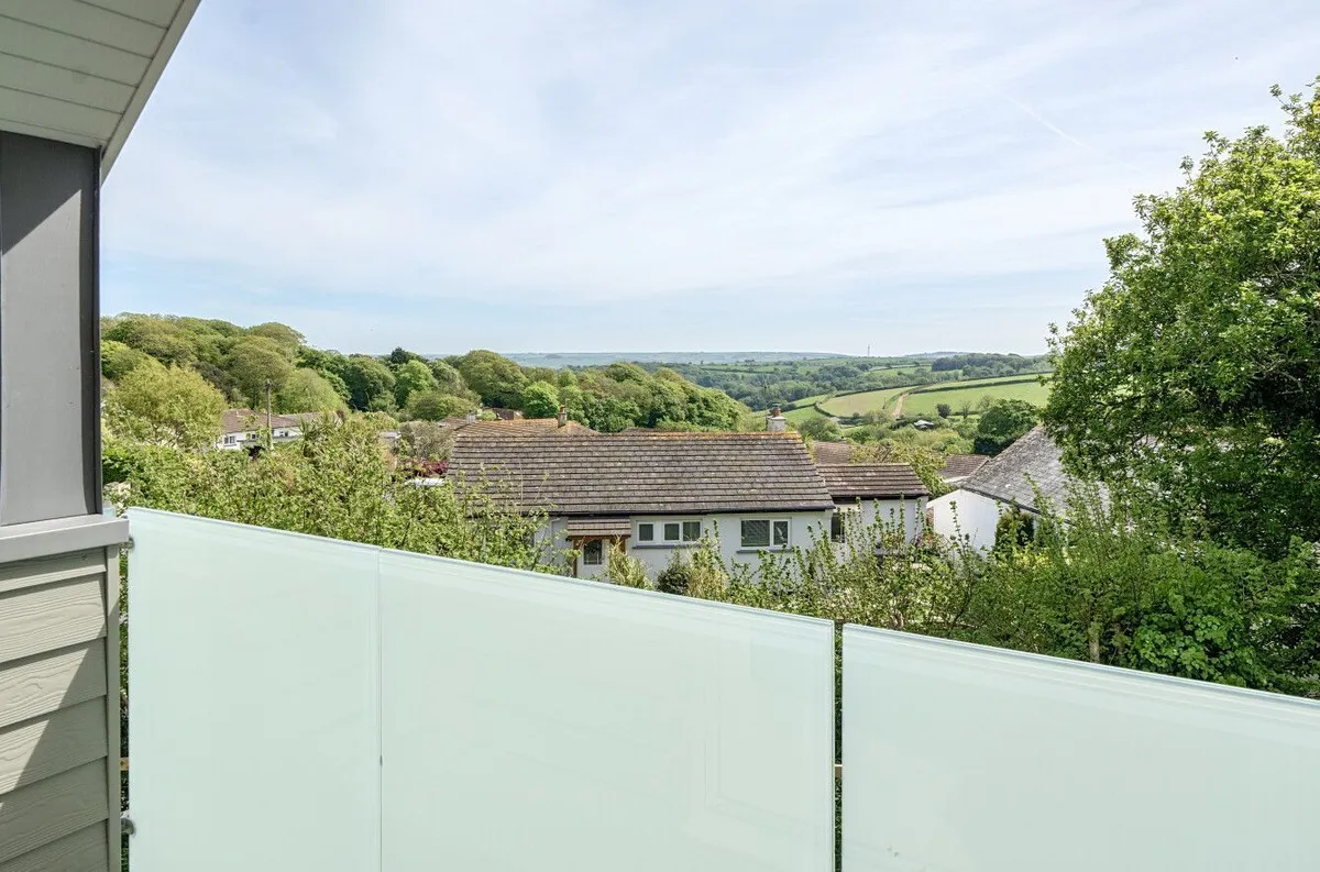 West Wind, Churchstow