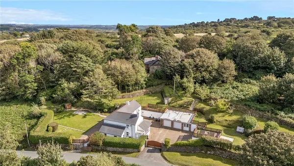 Lower Ninnis, Redruth, TR16 photo 21
