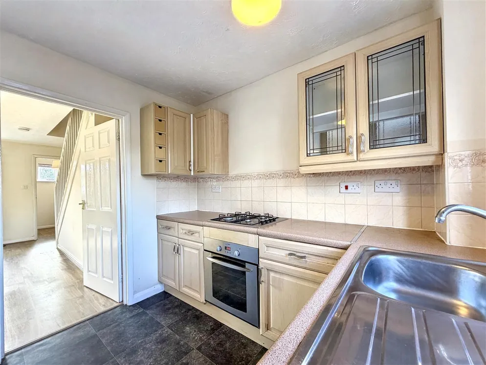 Property carousel item 4