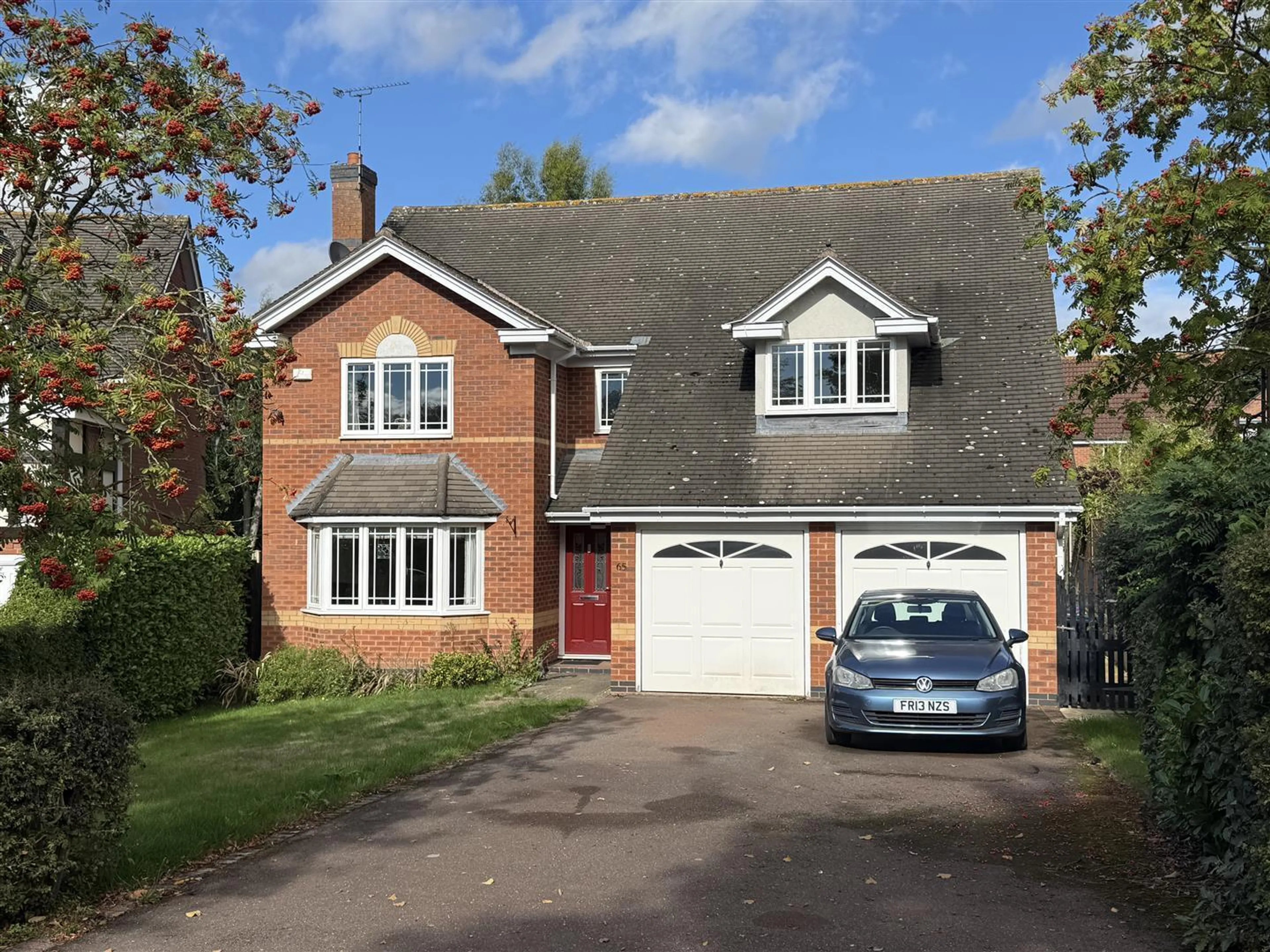 Property at Saxondale Drive, Radcliffe-On-Trent, Nottingham