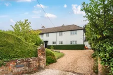 Ballinger Road, South Heath, HP16 photo 1