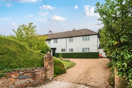 Ballinger Road, South Heath, HP16
