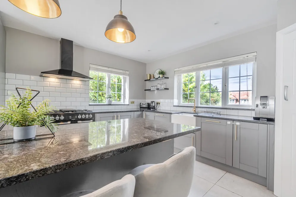 Ballinger Road, South Heath, HP16 photo 7