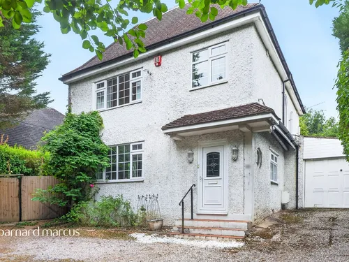 Brighton Road, Hooley, Coulsdonphoto