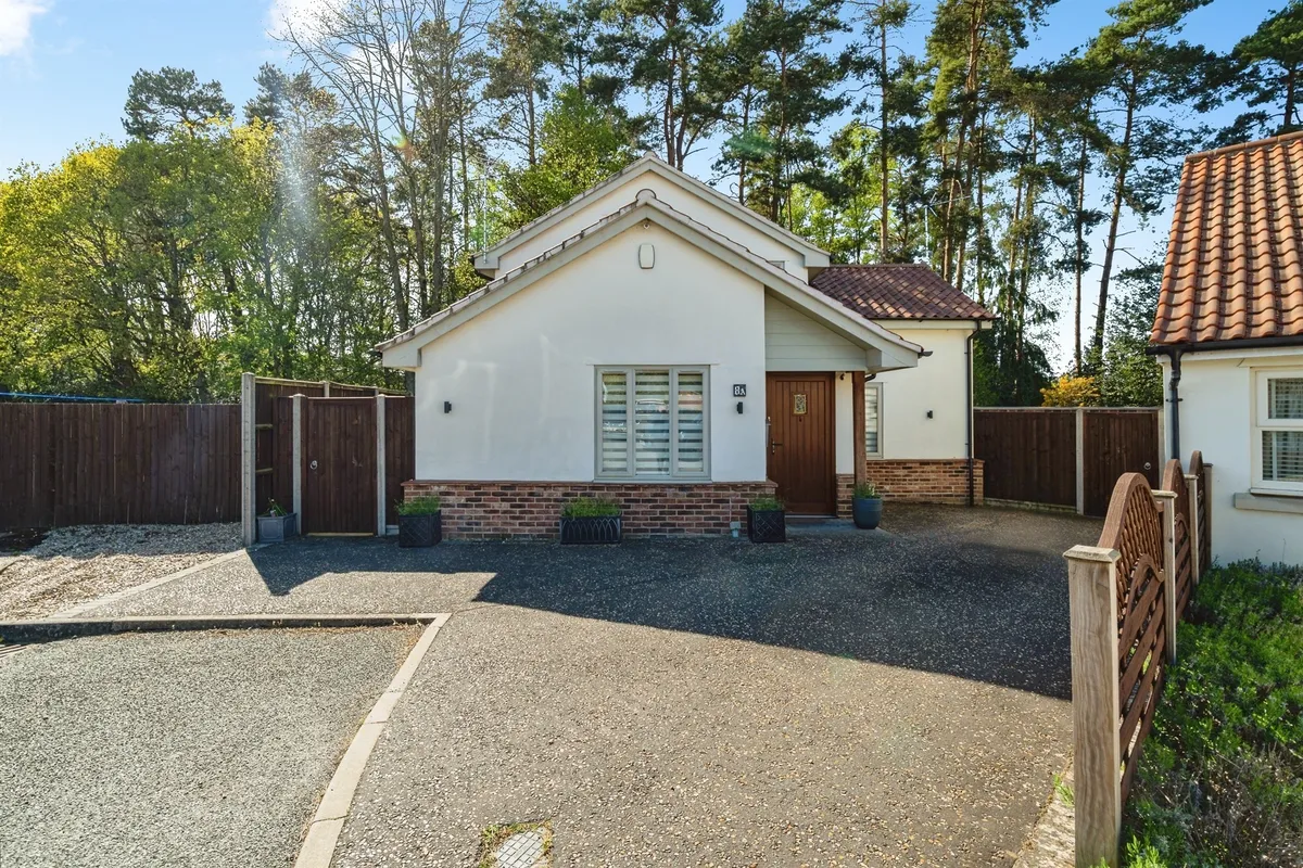 Mackenzie Road, Thetford